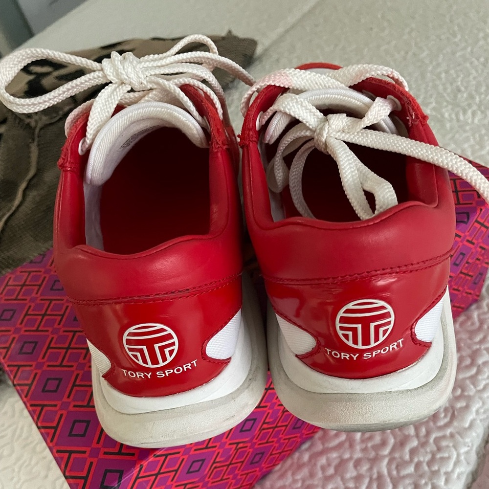 Tory Burch sneaker great style .. comfortable.. wear few times only like new